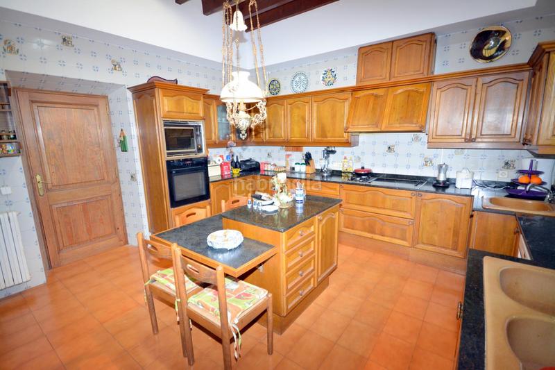 Foto e225f5a0-6278-47df-be08-64e296e1ab2f. Masia amb calefacció aparcament piscina a Es Garrovers Marratxí