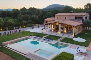 Chalet in Pollença Poble. Impresionante villa de lujo en pollença