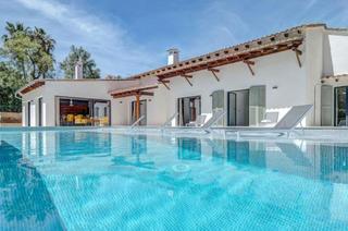 Chalet in Son Vida. Licencia turística villa de lujo en son vida