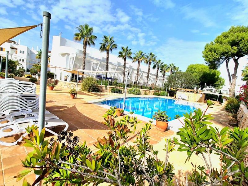 Foto fb9ed8b5-201b-4e4c-8b36-6d084a45b797. Planta baixa amb aparcament piscina a Cala d´Or Santanyí