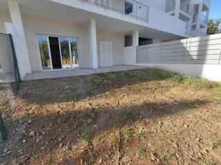 Rez-de-chaussée à Port Nou - Port Verd - Port Vell. Planta baja con jardín a 200m del mar  cala bona obra nueva