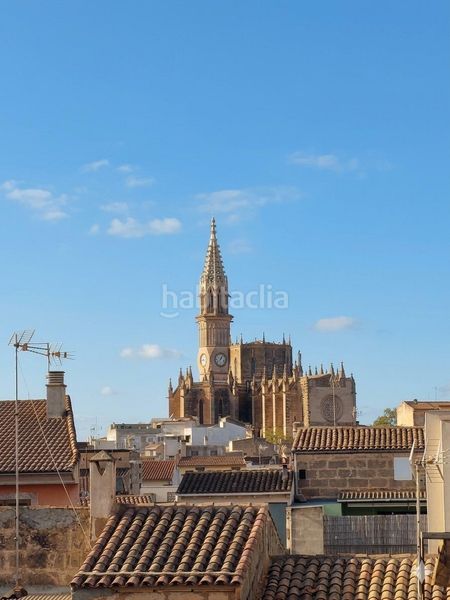 Foto c7d025b6-3cd1-42e6-8e35-991fce9b8340. Casa aparellada a Manacor centre Manacor