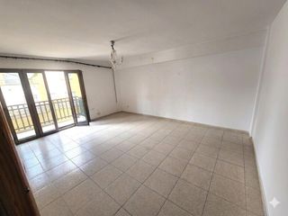 Pis  Carrer d'antoni rib�s. Oportunidad subasta! amplio piso exterior con financiaci�n hasta