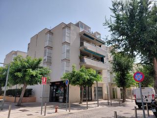 Pis  Carrer de ca s'hereu. A 150 metros de la playa amplio piso con terraza en cala millor