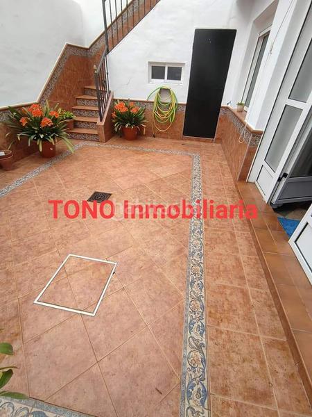 Foto c4ad9d70-db30-4911-9185-f306ebbf0c2d. Casa amb aparcament a Écija