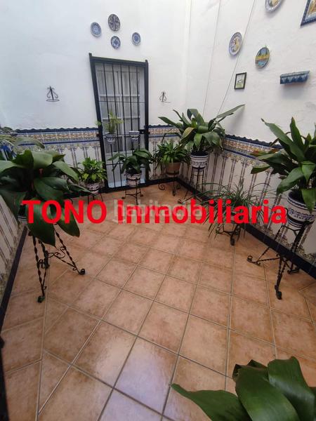 Foto cc55da02-5b41-442b-98bb-22517911ff47. Casa amb aparcament a Écija