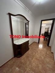 Etagenwohnung in Écija