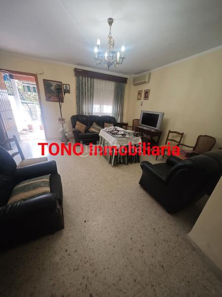 Foto da1927b2-0988-4920-ba89-21912f4c483b. Casa adossada amb aparcament a Écija