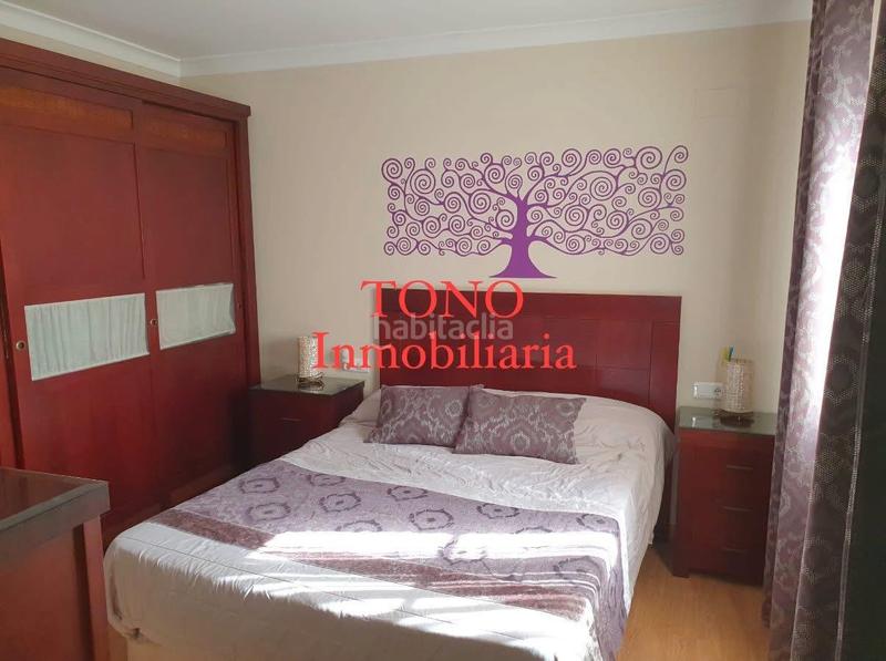 Foto 16ad2399-af56-4812-a763-6bf72d017b54. Casa adossada amb aparcament a Écija