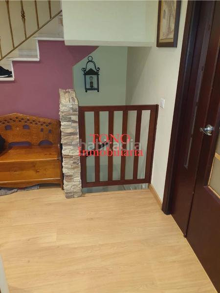 Foto feaf7c01-476b-4b97-b1d7-8595f7f5f03a. Casa adossada amb aparcament a Écija