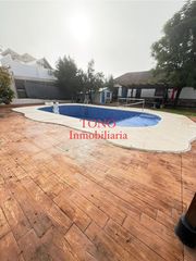 Chalet en �cija
