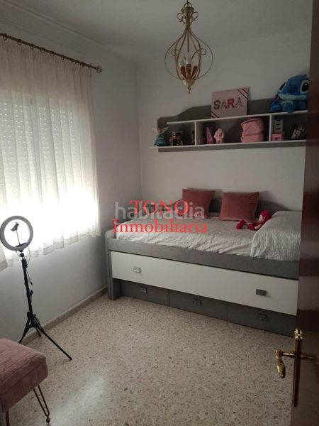 Foto bccda894-96c3-4f05-ac3c-c93df36aa253. Àtic amb aparcament a Écija