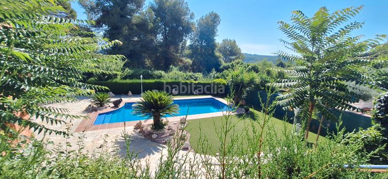 Foto 10695b71-a77f-436f-b24e-7b17923b26c2. Chalet con camino riscaldamento parcheggio in Abrera