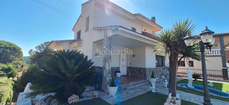 Foto 717af14d-766d-4c6b-8a78-b4a5a7450aa6. Chalet con camino riscaldamento parcheggio in Abrera