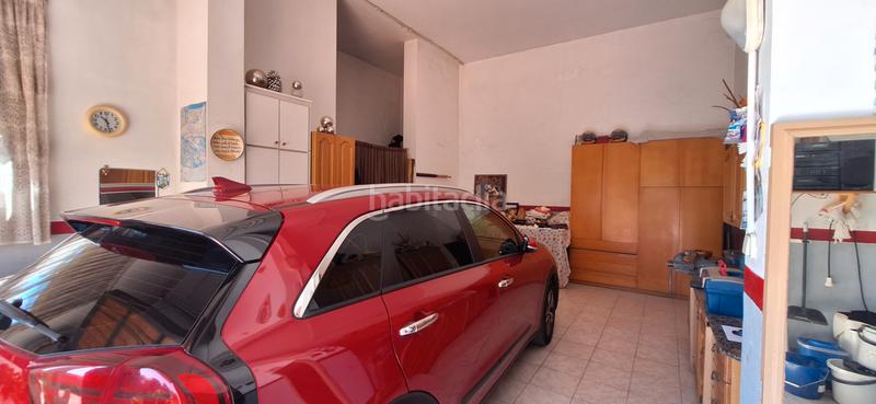 Foto 93005a4d-9984-46c2-b85e-800d77a3b249. Chalet con camino riscaldamento parcheggio in Abrera
