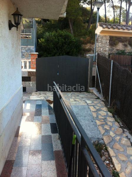 Foto be9f2dee-a7e5-4158-b050-d3ff0f294f3a. Chalet mit kamin heizung parking in Abrera