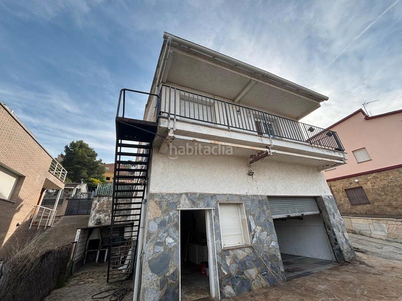 Foto c87fd371-9343-40a1-9e0b-91d7d08519fa. Chalet mit kamin heizung parking in Abrera