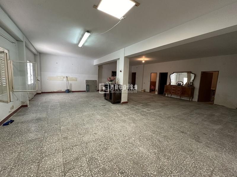 Foto 5292f35a-5574-4c50-9b99-bcd6bdb1555f. Business premise in Carlos Ruiz Collado Villalba