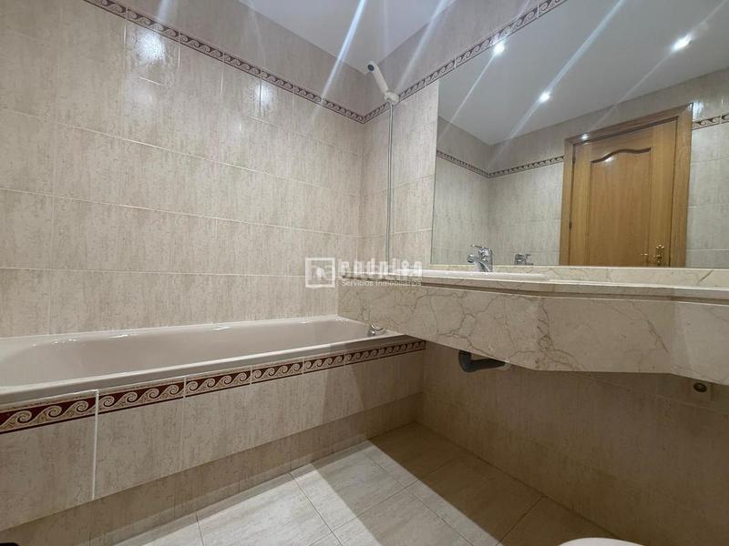 Foto 75ecbcb9-e366-4bae-8847-0b00b8aae76b. Flat with heating pool in Villalba Estación Collado Villalba