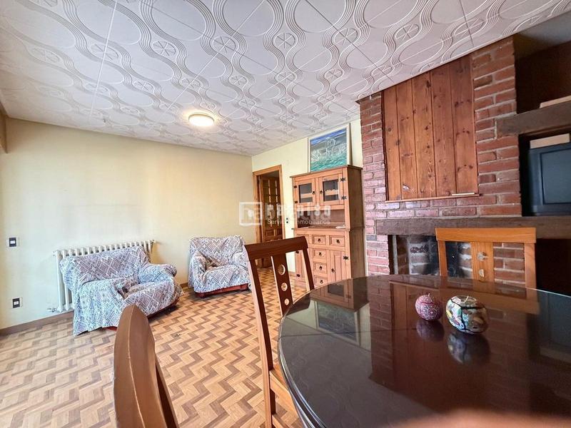 Foto 372b8ce6-3276-4bfe-83f0-b48471e86045. Piso estupenda oportunidad en el espinar en El Espinar Pueblo Espinar (El)