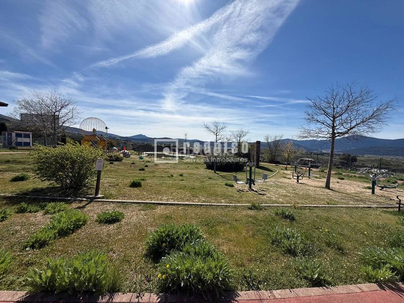 Foto 1bf57a4d-2f02-4055-826e-7c179b30518b. Pis amb calefacció aparcament a Los Ángeles de San Rafael Espinar (El)