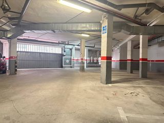 Lloguer Aparcament cotxe a Villalba Pueblo. Alquiler de plaza de garaje