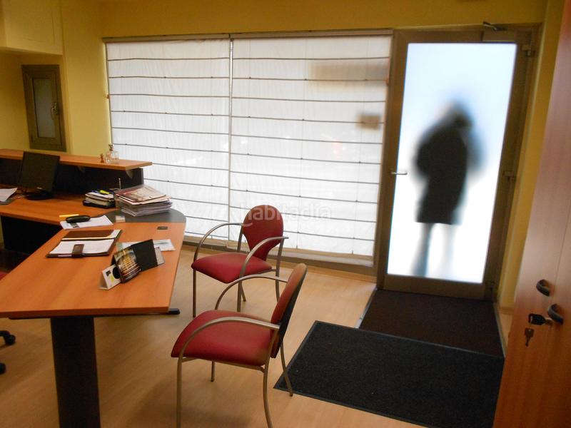 Foto 6b3263e9-5621-4f14-9eaf-13b16a4f3a55. Local comercial a pinadiko karika 19 a Pinar - Anaka - Belaskoenea Irun