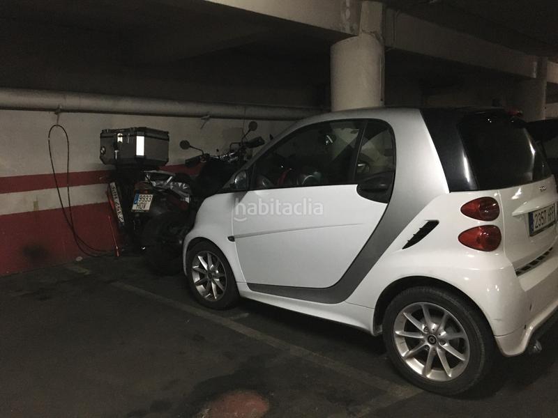 Foto d1ca29d9-974c-49dc-908a-27be38bca9be. Parking coche en Collblanc Hospitalet de Llobregat (L´)