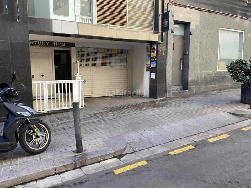 Foto c8c83331-6f7d-42c3-9392-a4dc4c378d7b. Lloguer aparcament cotxe a Collblanc Hospitalet de Llobregat (L´)