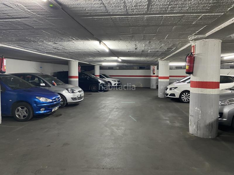Foto 6e7918a3-8f75-4ea2-bbdc-b67ce0fbeaec. Alquiler parking coche en Collblanc Hospitalet de Llobregat (L´)