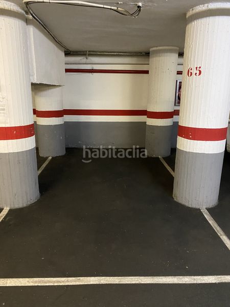 Foto 26781ff0-b351-471e-b796-f13e0d2cc6b6. Aparcament cotxe a La Bordeta Barcelona