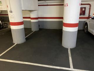 Parking voiture  Constitucio