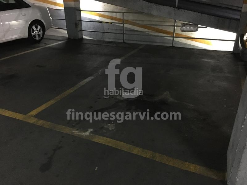 Foto a95e3d00-a78b-443c-b693-ac9cd0f0e86d. Parking voiture dans La Torrassa Hospitalet de Llobregat (L´)