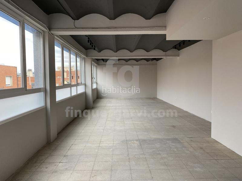 Foto 095edf21-5a35-4492-8207-d6177d31394f. Location bureau avec chauffage dans El Coll Sant Cugat del Vallès