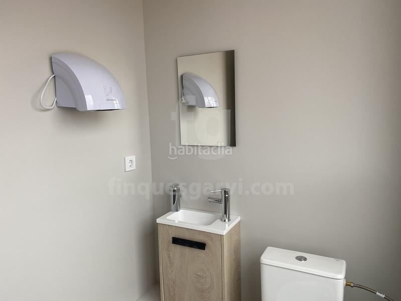 Foto 2527bd68-90b9-40c6-869b-db312cd7d2eb. Location bureau avec chauffage dans El Coll Sant Cugat del Vallès