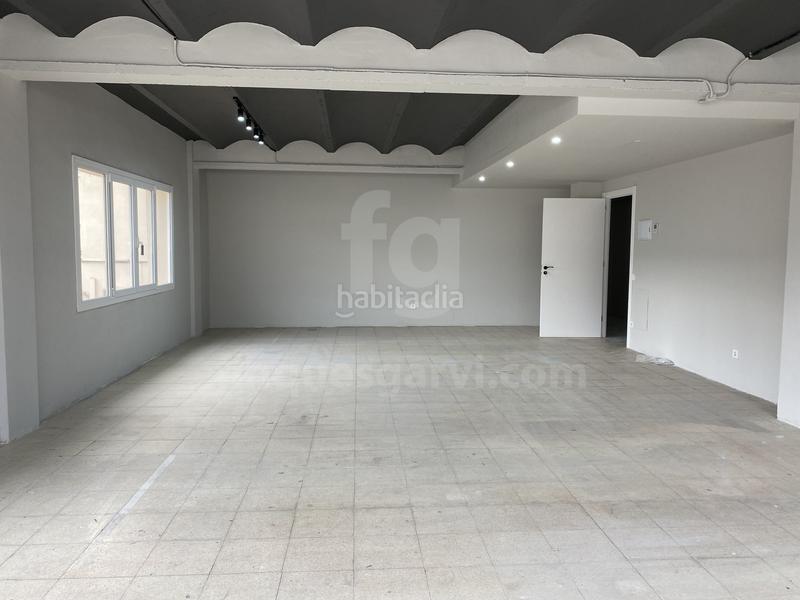 Foto b87eeffa-9511-4077-bdbd-9f0a1f99d7e3. Location bureau avec chauffage dans El Coll Sant Cugat del Vallès