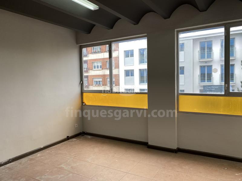 Foto b6362151-e87b-4783-8036-d8807f98f38e. Alquiler oficina en El Coll Sant Cugat del Vallès