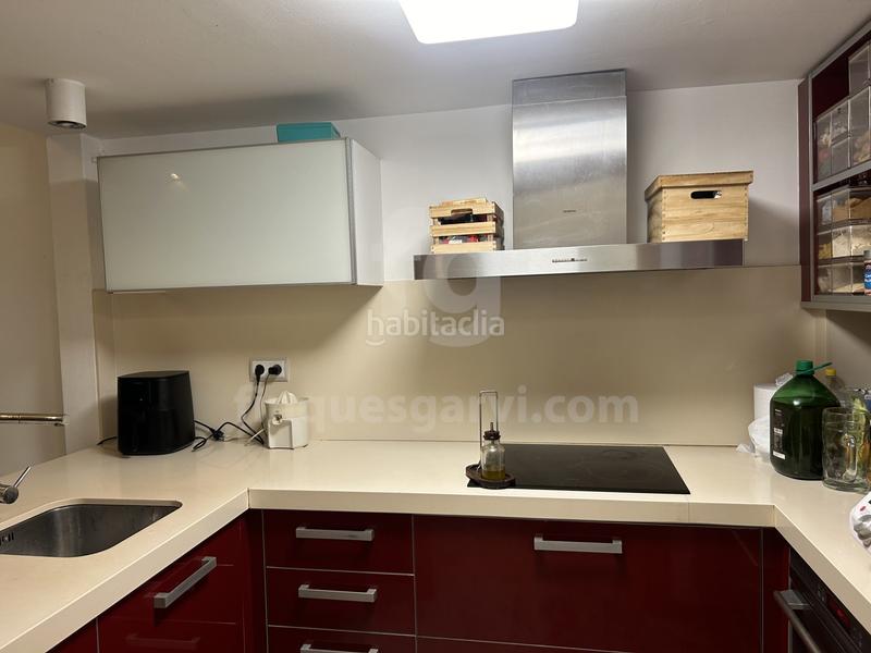 Foto 251a6d29-1bed-435b-b17b-a87b23895287. Casa a schiera con riscaldamento parcheggio in Centrevila Vilanova i la Geltrú