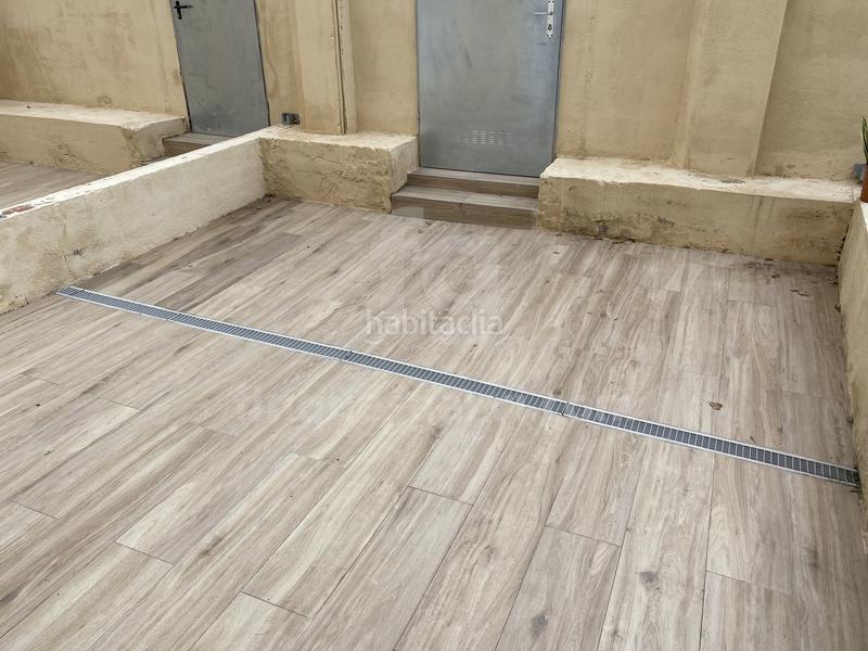 Foto ba50f199-fb88-4dd4-b65a-6b252e275ba8. Location local commercial dans Sant Ramon - Maternitat Barcelona