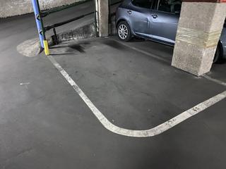 Parking coche en Rafael Campalans