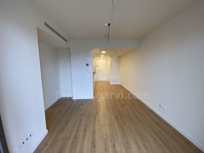 Foto 11f0b01e-3854-4c24-ac9c-4b13c2ed2da8. Rent flat with heating parking pool in Eixample Mataró