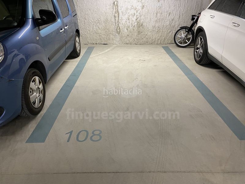 Foto 321d83b1-f237-4e51-9443-fd1e57806559. Rent flat with heating parking pool in Eixample Mataró