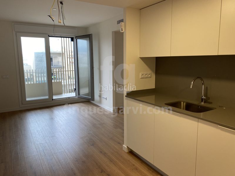 Foto bdc8fed7-4817-47e4-8ad8-81c501732943. Rent flat with heating parking pool in Eixample Mataró