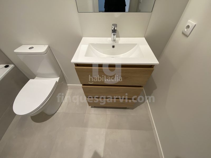 Foto 7bae935b-64e2-42c1-97d3-649006ac19e7. Lloguer pis amb calefacció aparcament piscina a Eixample Mataró