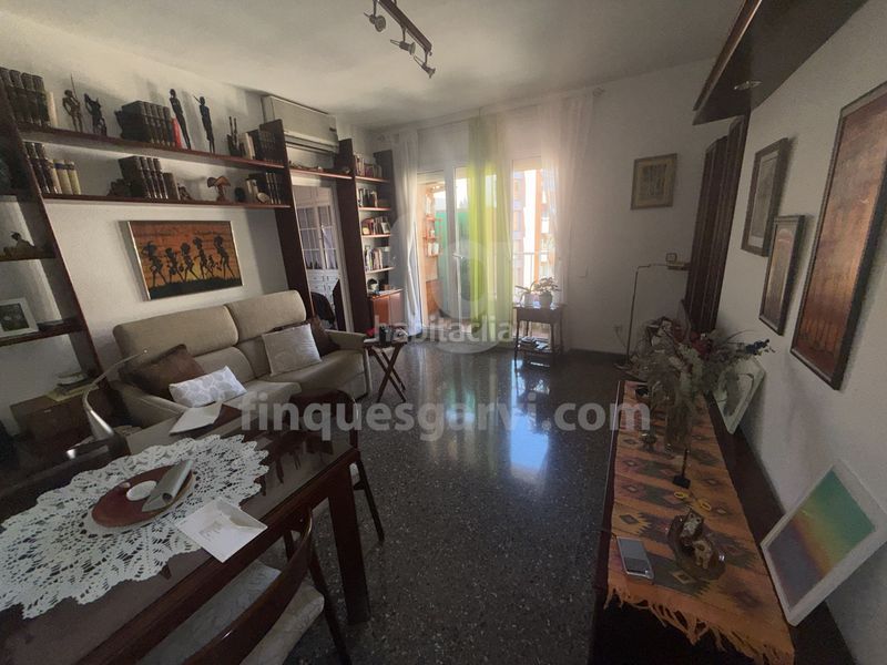 Foto 52ae76b9-8d81-4219-b6d1-75478591d4ce. Pis amb calefacció a Sants-Badal Barcelona