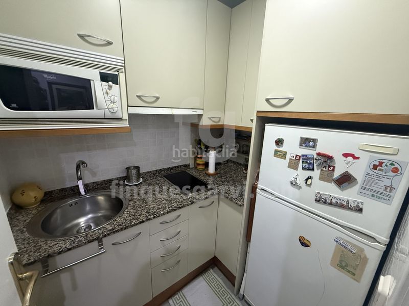 Foto d4863468-74c8-4d5d-9e76-19c38f1b0740. Pis amb calefacció a Sants-Badal Barcelona