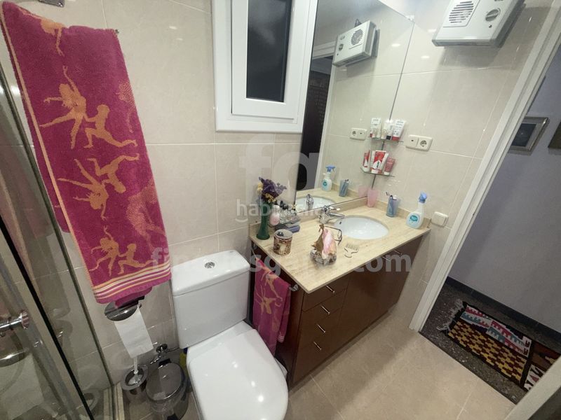 Foto f0d5e056-9b67-473a-92a2-11055bddaaef. Pis amb calefacció a Sants-Badal Barcelona