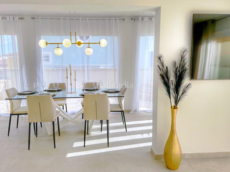 Foto e7e6689c-cc5e-4aec-b017-0ca197295496. Chalet en calle caramillo 8 villa con vistas al mar en Chayofa en Arona