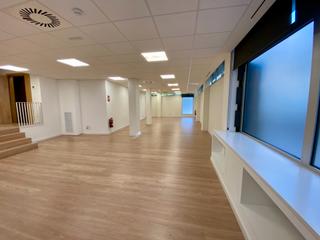 Lloguer Oficina  Carrer de lluçà. Oficina alquiler les corts
