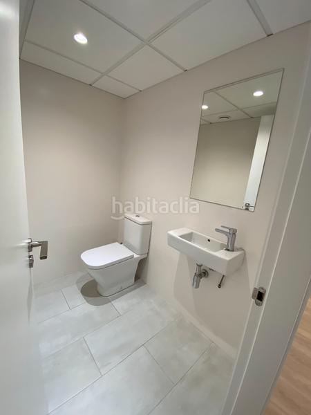 Foto 76b5def0-a187-4102-8c8d-cf270d3e7d52. Alquiler oficina  alquiler les corts en Barri de les Corts Barcelona